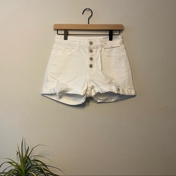 Arizona Jean Company Pants - NWT Arizona Hi-Rise Shorts